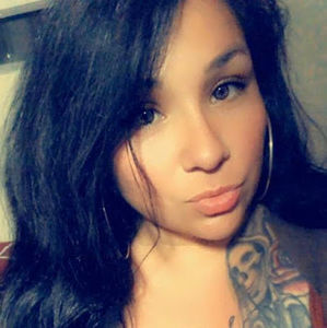 Meet your Posher, Ana